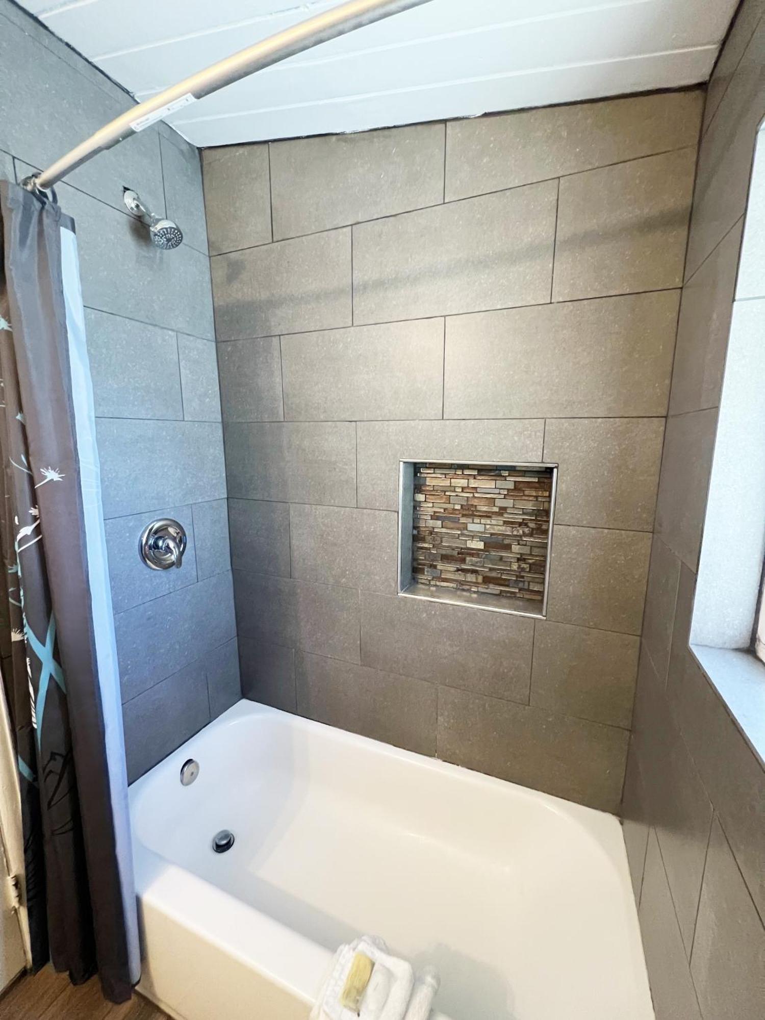 Omeo Suites Big Bear Биг Беър Лейк Стая снимка